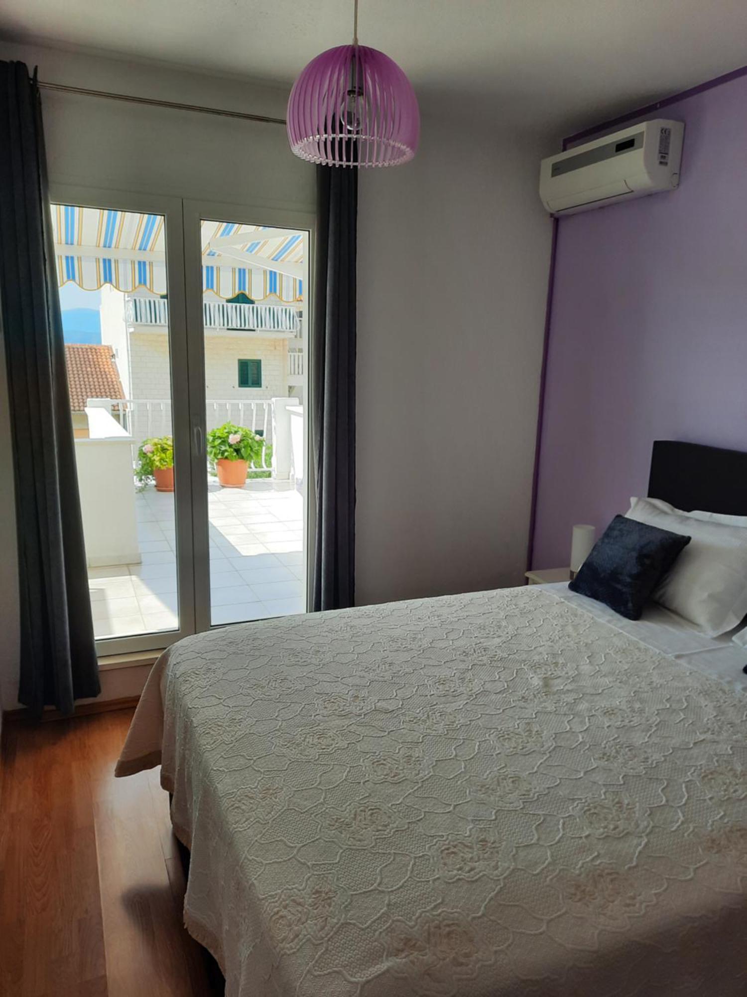 Apartments Marjanovic Bol Cameră foto